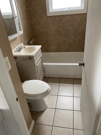 105 Covel St unit 2F, Fall River, MA 02723 - photo 5