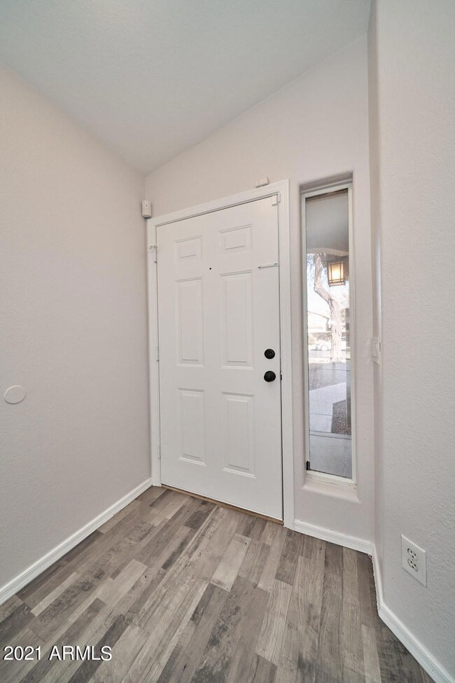 5823 E Hopi Cir, Mesa, AZ 85206 - photo 7