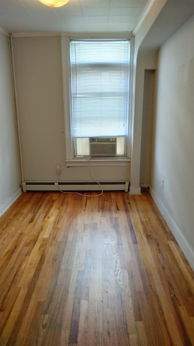 602 Grove St unit 2L2(top), Jersey City, NJ 07310 - photo 3