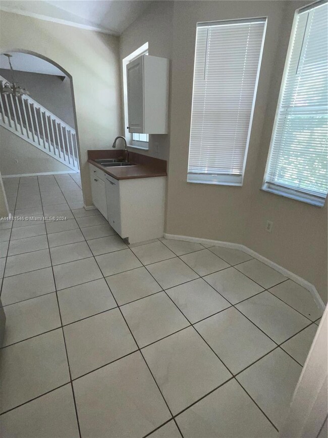 18765 SW 27th Ct, Miramar, FL 33029 - photo 6