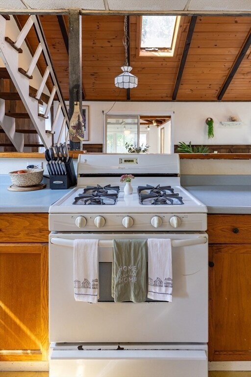 2 Nahomon St, Oak Bluffs, MA 02557 - photo 7