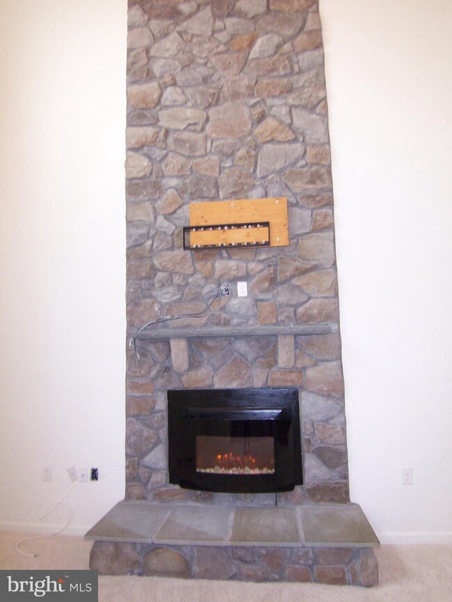 1231 N Fairfax Blvd, Ranson, WV 25438 - photo 2