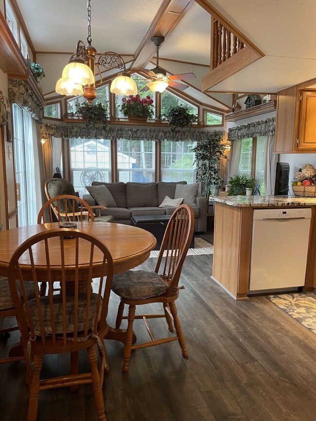 201 Hanson Mill Rd unit 37, Moultonborough, NH 03254 - photo 2