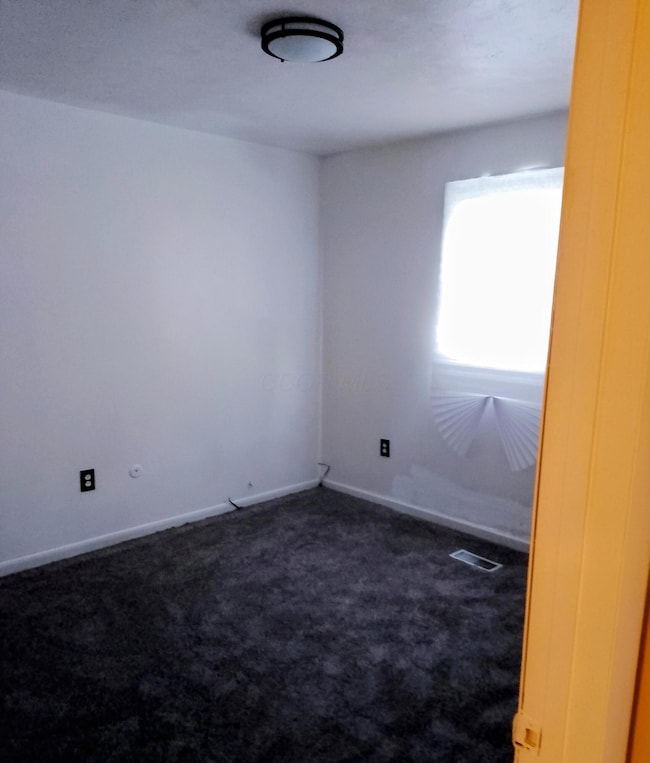 415 Florence St, Washington Court House, OH 43160 - photo 5