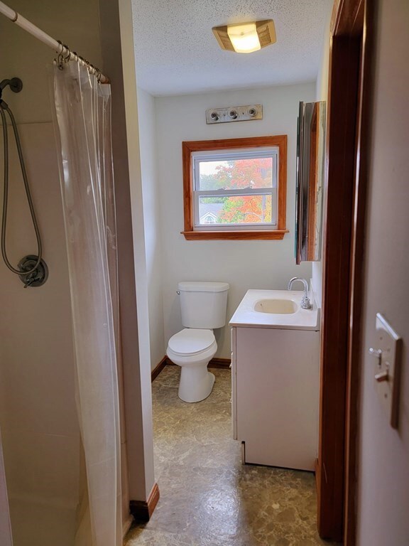 1120 Mammoth Rd unit 1120, Dracut, MA 01826 - photo 4