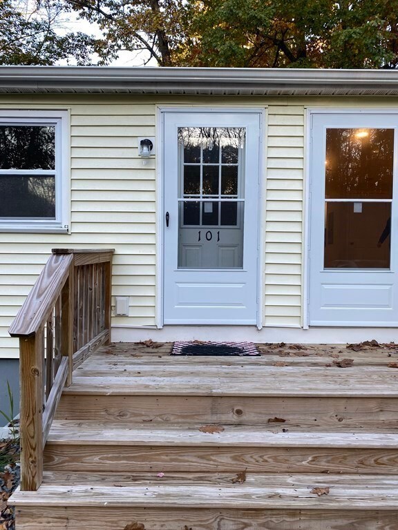 19 Carroll Hill Rd unit 101, Charlton, MA 01507 - photo 4