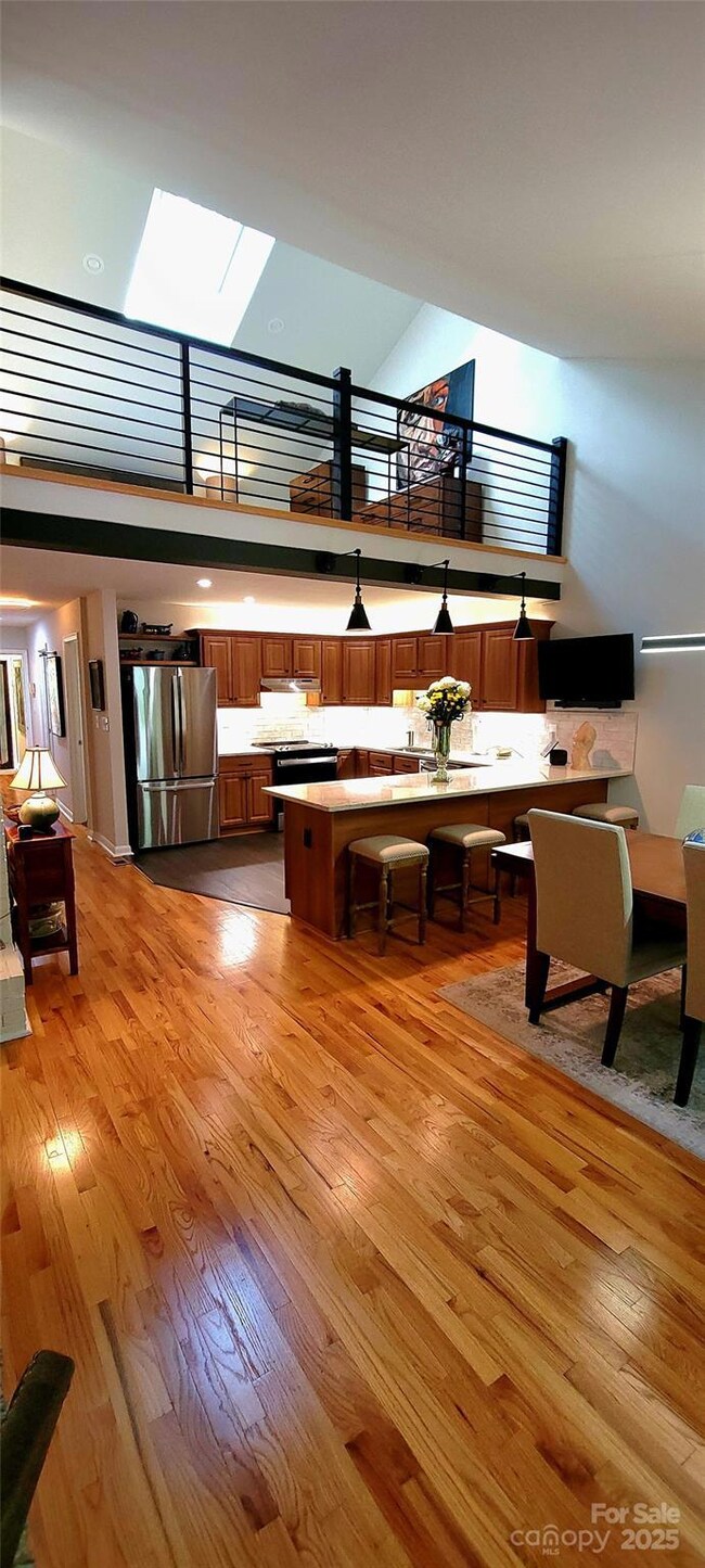 308 Woodfield Dr unit 8C, Asheville, NC 28803 - photo 7