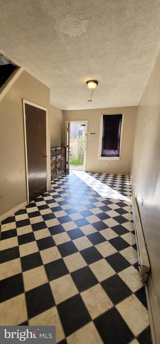 314 Bell Aly, Reading, PA 19602 - photo 5