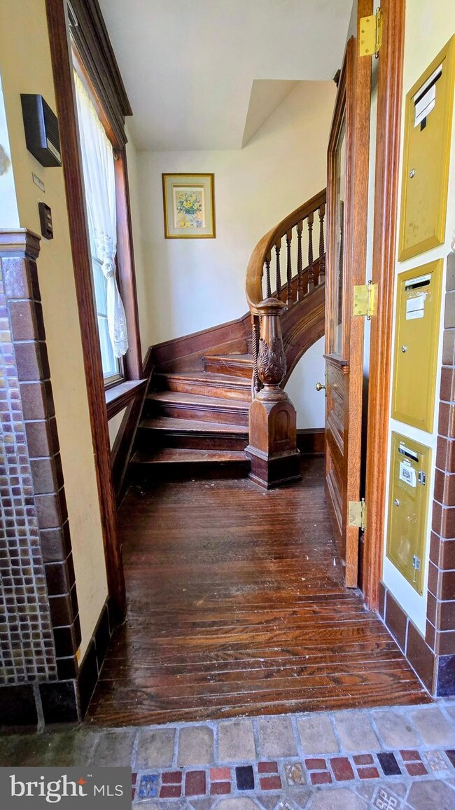 1500 Mineral Spring Rd unit 3, Reading, PA 19602 - photo 2