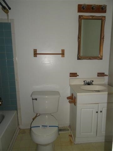 721 Dennis Rd, Jacksonville, NC 28546 - photo 5