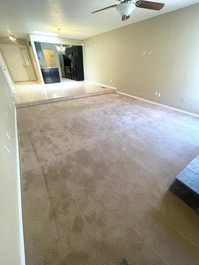 5828 Elmwood Dr NE, Albuquerque, NM 87109 - photo 6