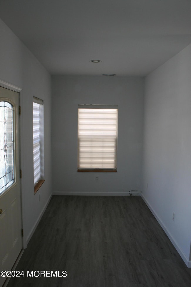 9 Waterview Place, Keansburg, NJ 07734 - photo 5