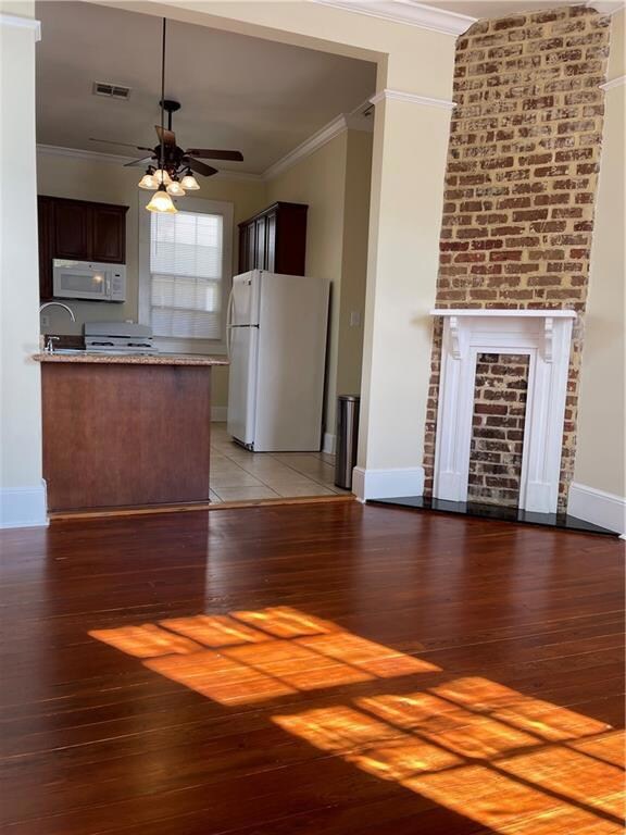 729 First St, New Orleans, LA 70130 - photo 4