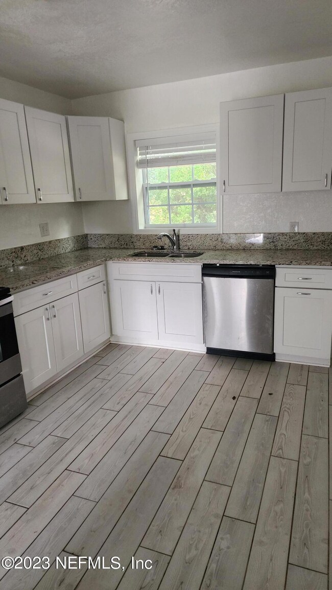 1157 Randolph St, Jacksonville, FL 32205 - photo 2