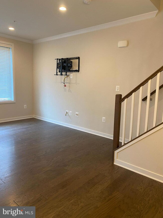 23622 Waterford Downs Terrace, Ashburn, VA 20148 - photo 6