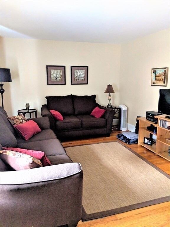 4 Dunning Way unit 118, Jamaica Plain, MA 02130 - photo 3