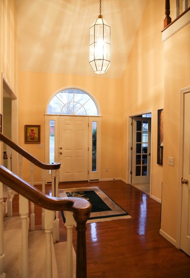 2-story Entry