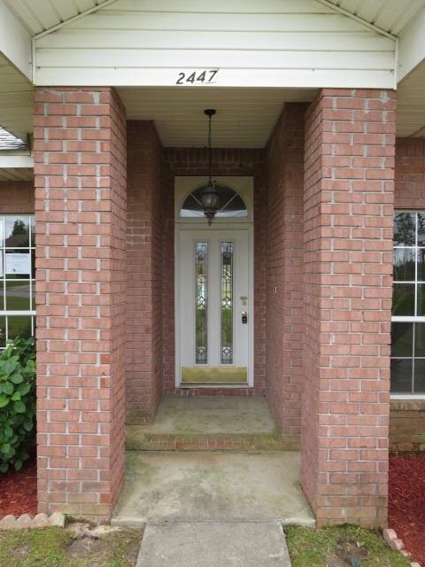 2447 Tippy Redd Ln, Pensacola, FL 32526 - photo 4