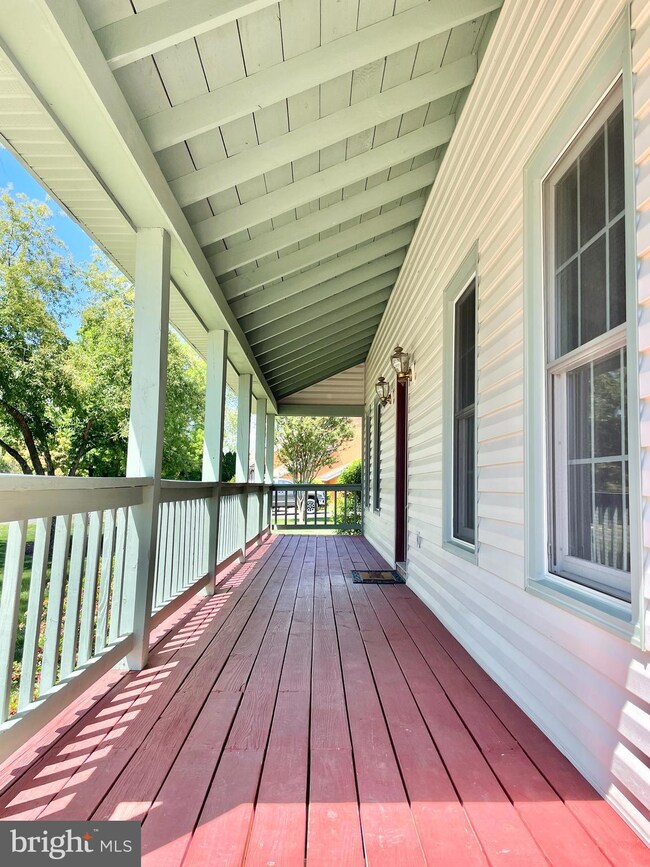 1025 Potomac Dr, Stafford, VA 22554 - photo 4