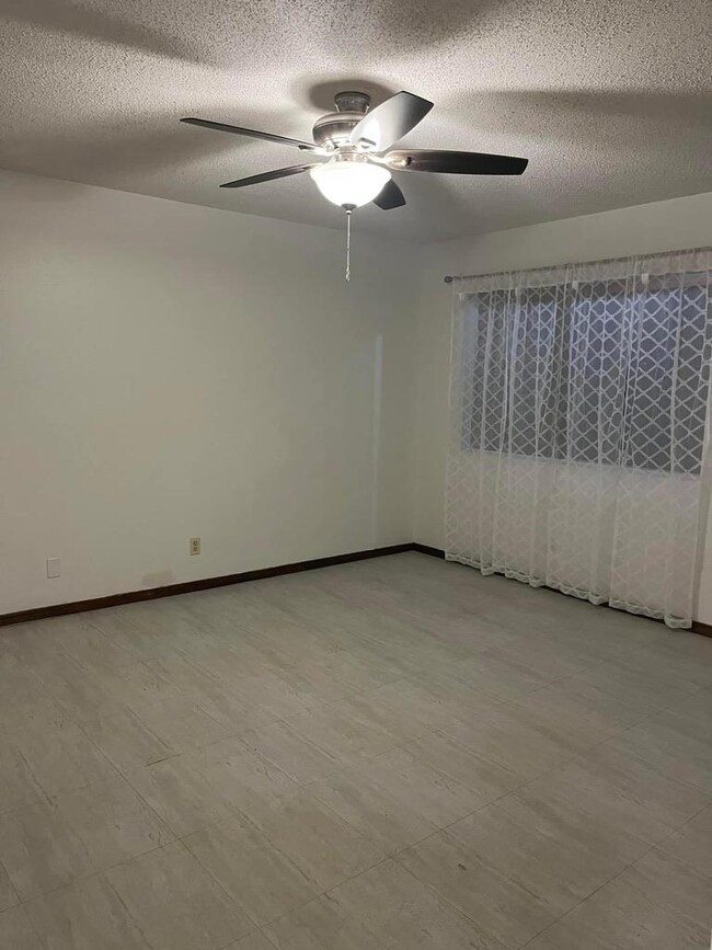 2405 Harvard Ave, Alamogordo, NM 88310 - photo 3