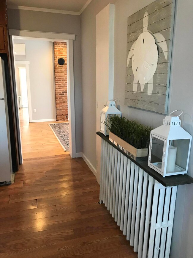 83GrandHallway