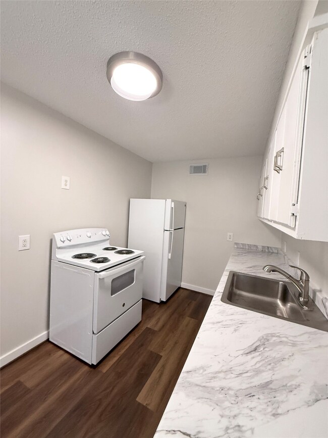 5415 Scott St unit 55, Houston, TX 77021 - photo 6