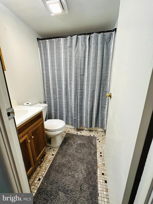 112 Lancaster Estate unit 112, Mount Joy, PA 17552 - photo 7