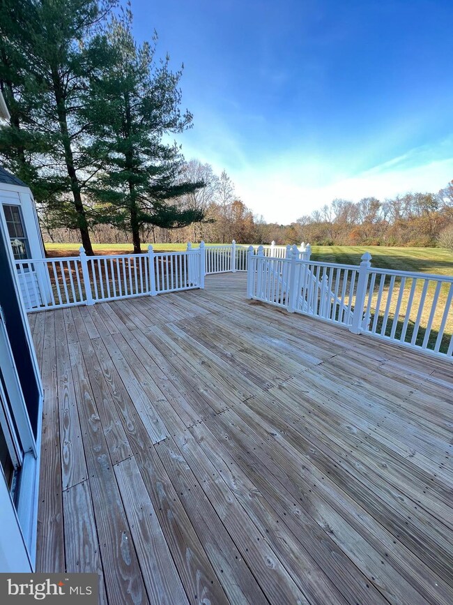 718 Cockeys Mill Rd, Reisterstown, MD 21136 - photo 3