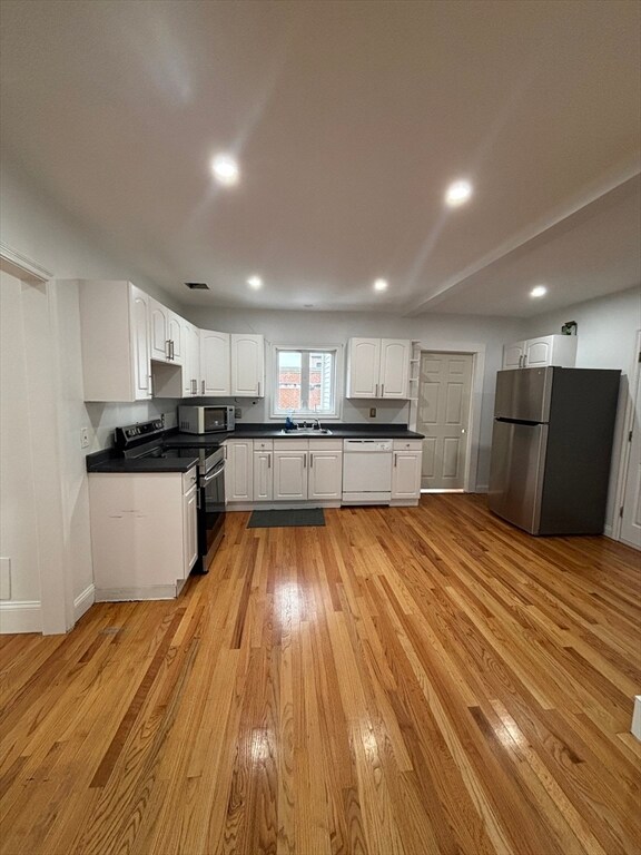 554 Main St unit 2, Wakefield, MA 01880 - photo 2