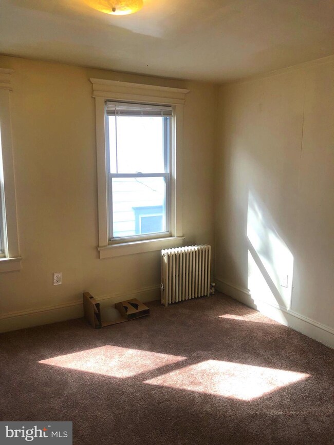 38 Oak Ln, Ewing, NJ 08618 - photo 7