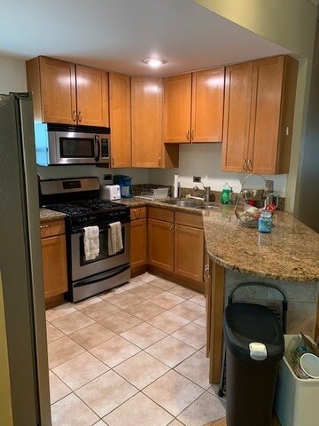 1747 N Campbell Ave unit 1, Chicago, IL 60647 - photo 2