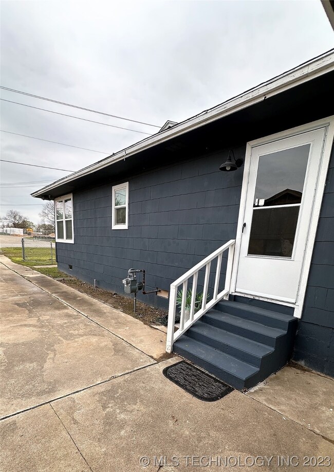 928 9th Ave SE, Ardmore, OK 73401 - photo 5