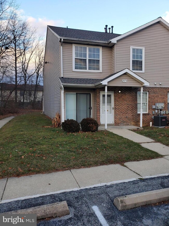 207 Highland Blvd unit 25, New Castle, DE 19720 - photo 2