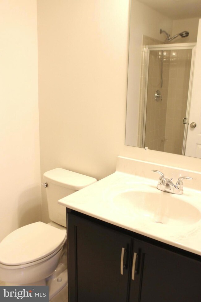 43129 Kendrick Square, Ashburn, VA 20148 - photo 5