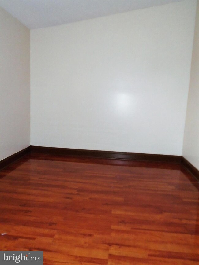 2230 N Apple St, Whitehall, PA 18052 - photo 7