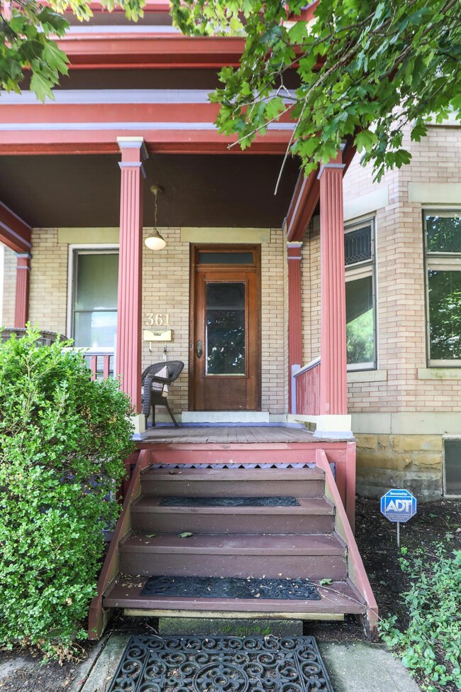 361 King Ave, Columbus, OH 43201 - photo 3