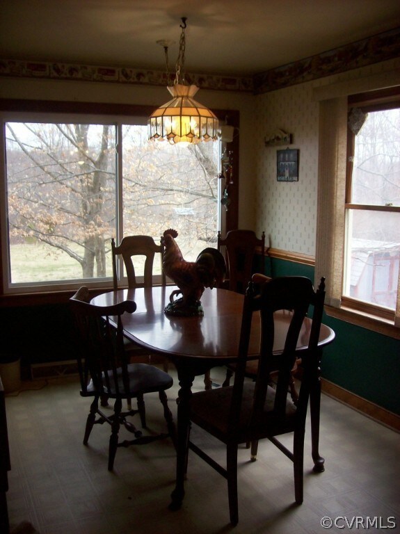 1057 Smithfield Rd, Saint Stephens Church, VA 23148 - photo 4