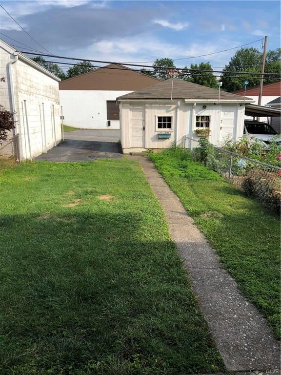 814 Chestnut St, Emmaus, PA 18049 - photo 6