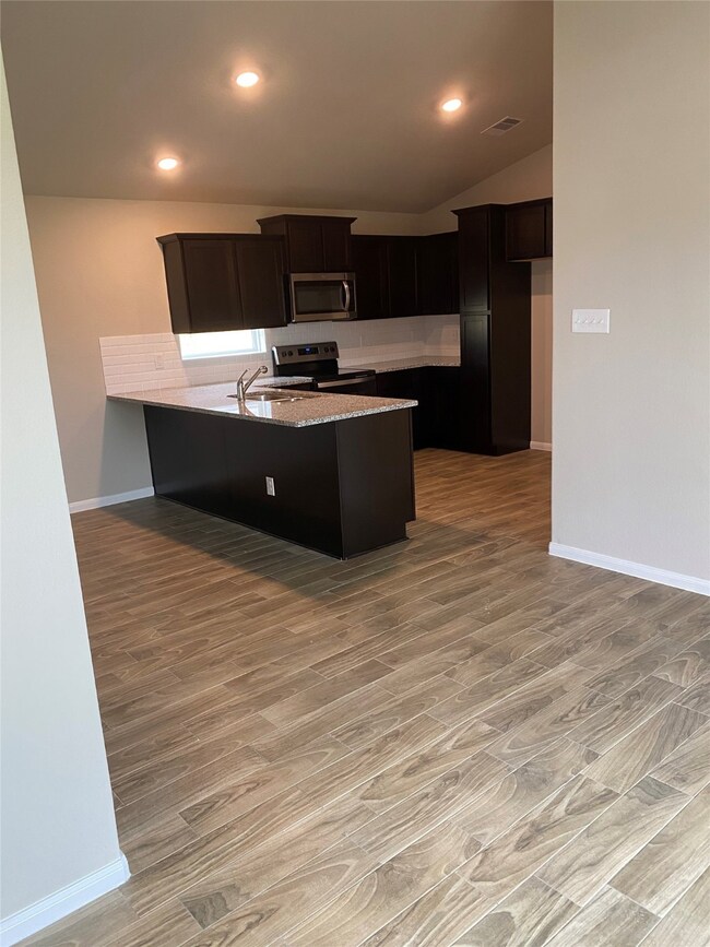 4514 Collins Rd, Houston, TX 77093 - photo 3