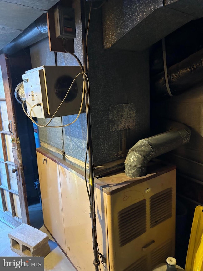 219 N 3rd St, McSherrystown, PA 17344 - photo 4