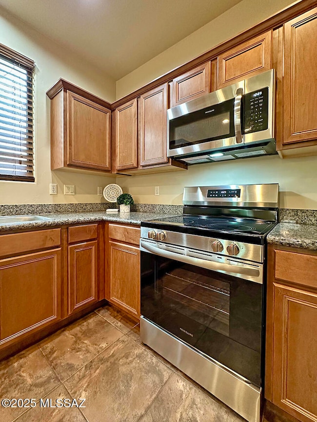 1554 N Lee Lofts Ln, Tucson, AZ 85712 - photo 6