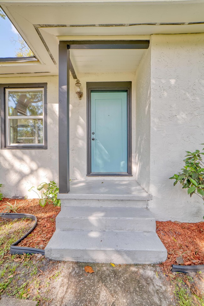 5181 Alpha Ave, Jacksonville, FL 32205 - photo 4