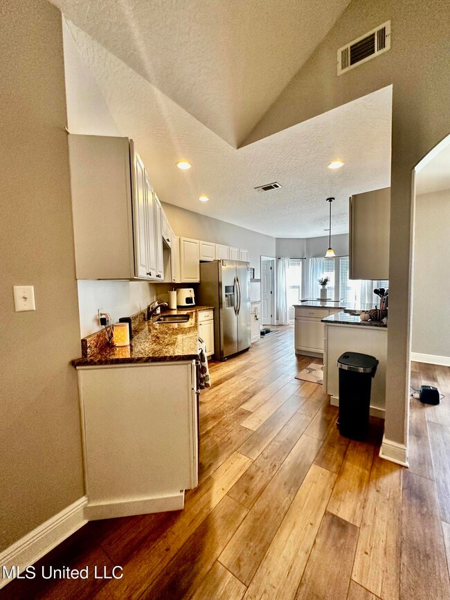 7301 Big Point Rd, Moss Point, MS 39562 - photo 6