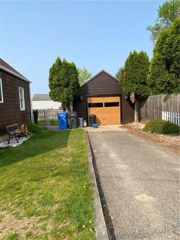 159 Crescent Ave, Cranston, RI 02910 - photo 7