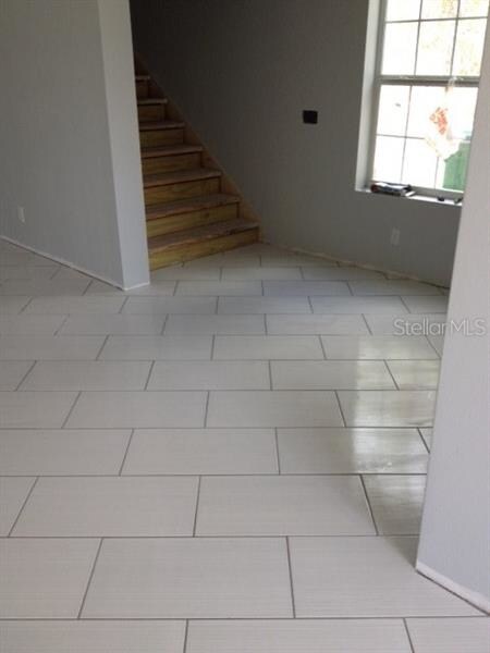 living room from foyer to steps