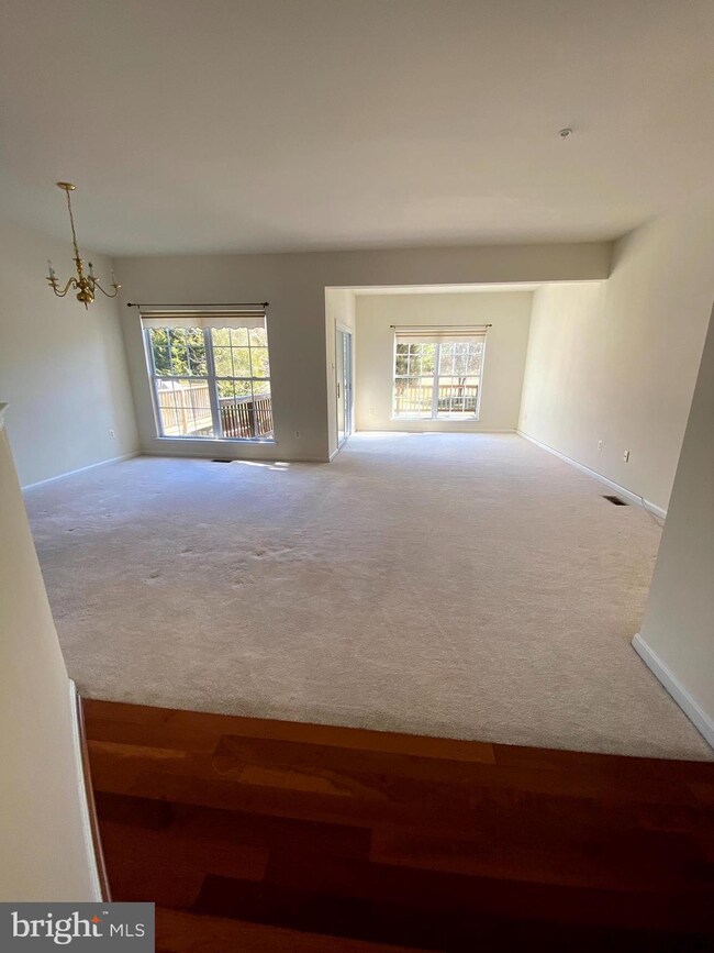 1303 Ring Bill Loop, Upper Marlboro, MD 20774 - photo 4