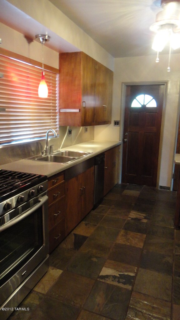 Kitchen 2
