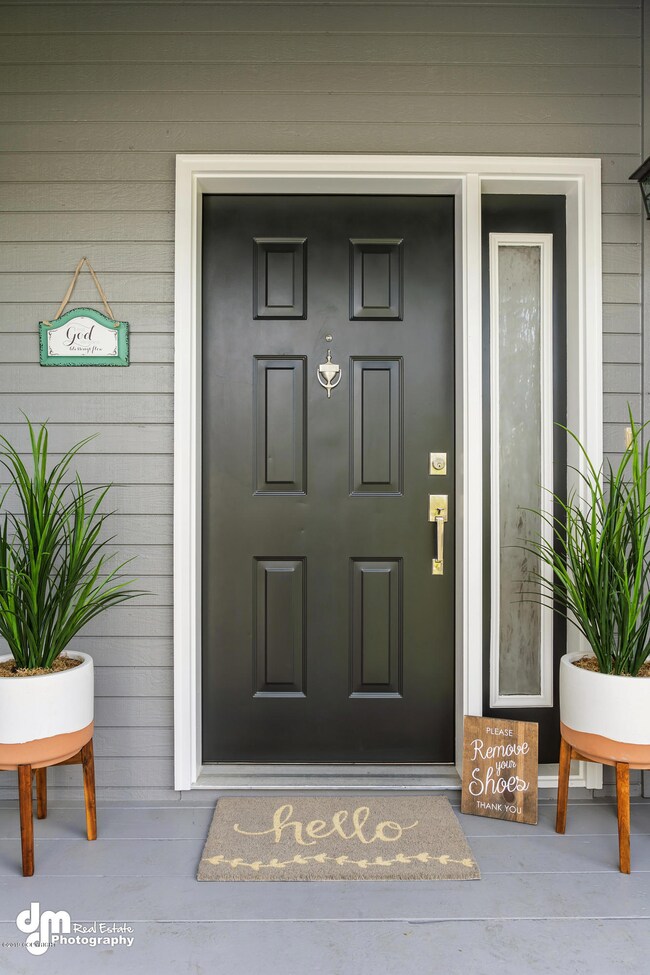 Exterior Front-ELK05334-FULL