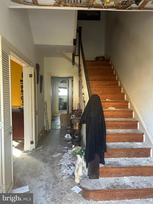 409 Southway, Baltimore, MD 21218 - photo 2