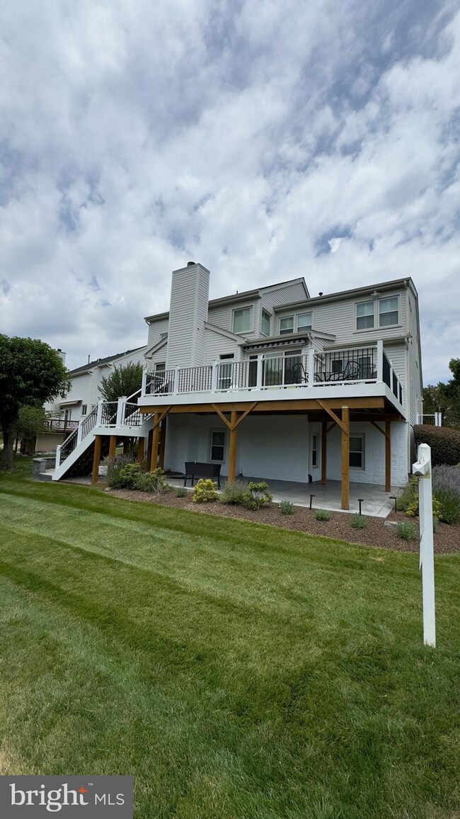 13615 Bare Island Dr, Chantilly, VA 20151 - photo 4